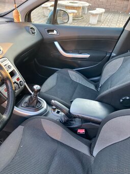 Peugeot 308 1.6HDI - 8