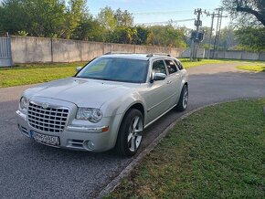 Chrysler 300c Touring 5.7 hemi awd 4x4 - 8