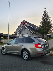 Škoda Octavia Combi 1.6 TDI - 8