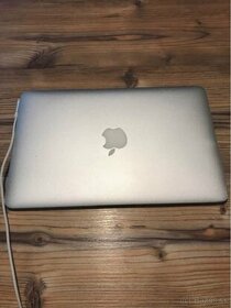 Macbook air 11 - 8