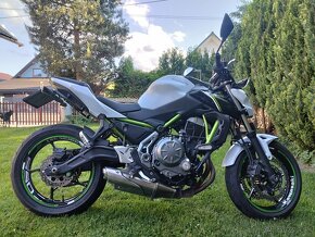 Kawasaki Z650 - 8