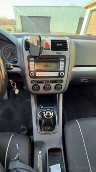 VOLKSWAGEN GOLF V 1.9TDi - 8