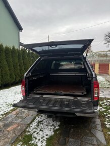 Nissan Navara 2.5 DCI - 8