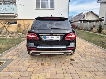 Mercedes M trieda 350 4matic BlueEFFICIENCY - 8