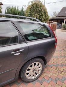 Volvo v50 2.0 D Momentum - 8