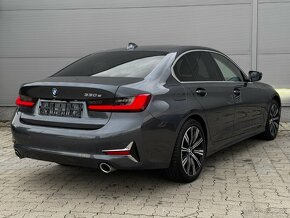 BMW Rad 3 330e PHEV A/T - 8