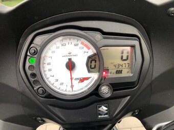 Suzuki gsx 650f - 8