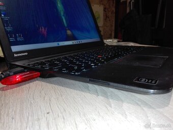 Lenovo S540. i5. 15,6" FHD. SSD 256 GB. Grafika 2GB. RAM 10 - 8