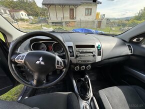 Mitsubishi Outlander 2,2 M6 - 8