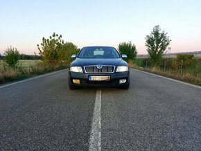 Škoda Octavia 2.0 TDI 103kW - 8