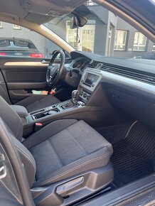 Volkswagen Passat B8 - 8