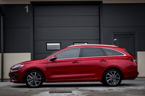 Hyundai i30 CW 1.5 T-GDi mHEV iMT Style - 8