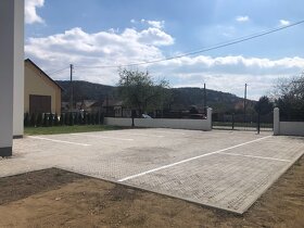 Veľký 2-izb. byt, parkovacie miesto - Trenčianska Teplá - 8