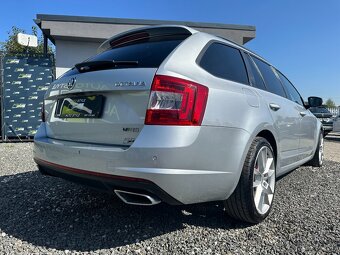 Škoda Octavia Combi 2.0 TDI DPF RS - 8