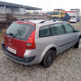 Renault Megane combi 1,6 benz - 8