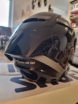 SHOEI X-Spirit III top racingova helma - 8