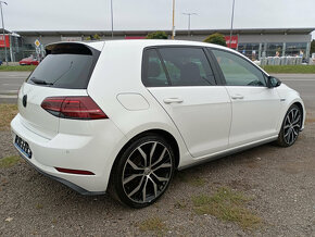 Volkswagen Golf 7,5 GTD  2.0 TDI - 8