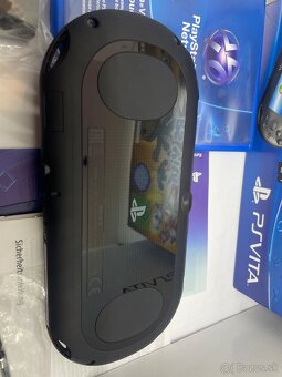 Sony PS VITA PCH-2016 - 8