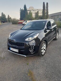 KIA SPORTAGE GT - 8