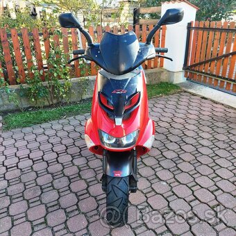 Aprilia SR 50 Ditech, 01/2001 - 8