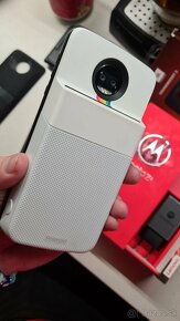 Motorola Z2 force + mody, teda doplnky - 8