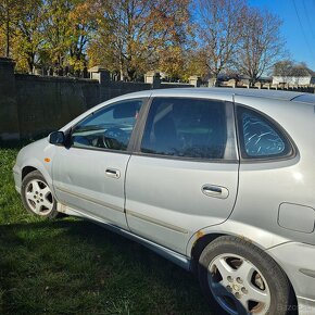 Predám Nissan Almera Tino - 8