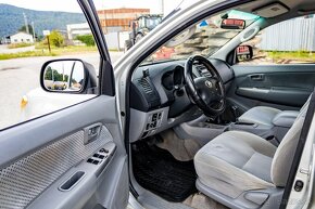 Toyota Hilux DC 3,0 D-4D A/T 4x4 (ťažné, naviják, automat) - 8