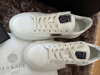 VERSACE sneakersy / tenisky veľkosť 39,5 - 8