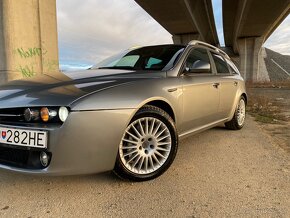 Alfa Romeo 159 2.4 JTDm 147 kW, automat - 8