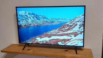 43" QLED 4K UHD Smart TV Samsung (QE43Q60R) - 8