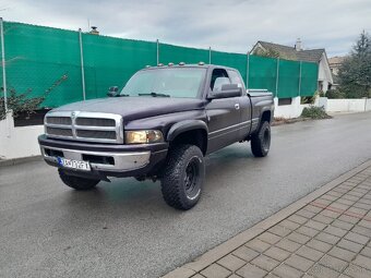 Dodge ram v8 5.2, pick up ,4x4 - 8