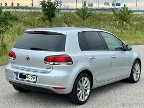 VOLKSWAGEN GOLF 6 1,6 tdi 77kw BLUEMOTION HIGHLINE - 8