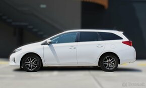 Toyota Auris Touring Sports 1.6 l Valvematic Trend, SK pôvod - 8