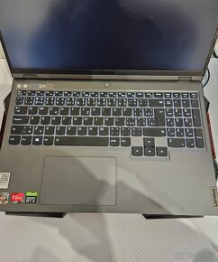 Herny notebook Lenovo LEGION 850€ - 8