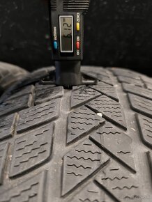 235/55 R17 Vredestein Zimne pneumatiky - 8