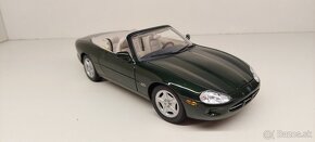 1:18 JAGUAR XK8, 1 - 8