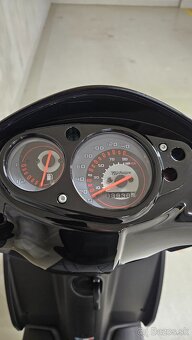 Piaggio Typhoon 125 Black, rok 3/2013, najeto 4.t.km. Top. - 8