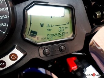 Yamaha FJR 1300 - 8