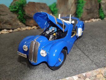 Prodám model 1:18 BMW 328 - 8