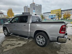 Dodge RAM Laramie 5.7L V8 295kw HEMI 4WD A/T - 8