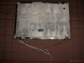 Predam kryt LCD notebooku Lenovo T400 s antenami - 8