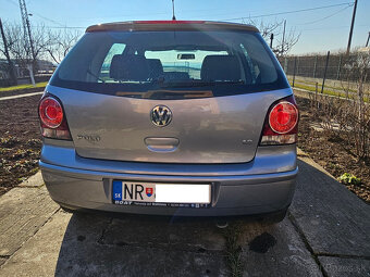 VOLKSWAGEN POLO 1,2 benzin 51kW strieborna metaliza - 8