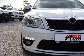 Škoda Octavia Combi 2.0 TDI CR DPF RS DSG - 8