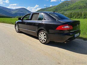 Škoda Superb 1.8T 4x4 sedan - 8