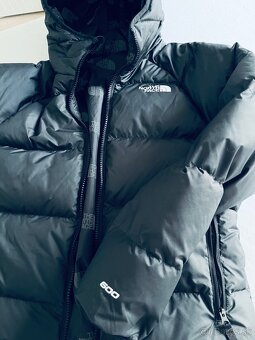 The North Face vetrovka bunda paperova pre 10-12 r - 8