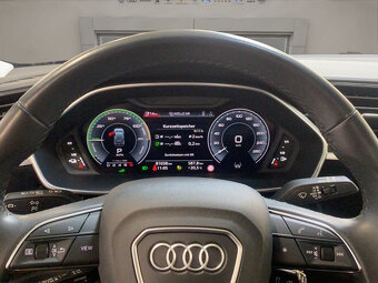 AUDI Q3 45TFSi e - 8