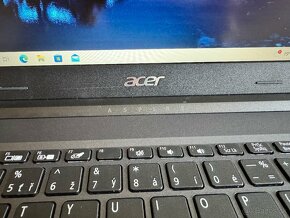 Acer aspire 3 - 8