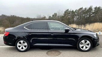 Skoda Superb top vybava - 8