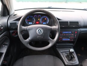 Odstúpim leasing na VW Passat Variant 1,9TDI 96kW strieborný - 8