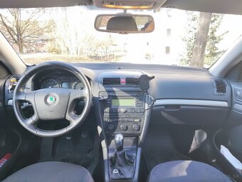 Škoda Octavia Combi 2.0 tdi - 8